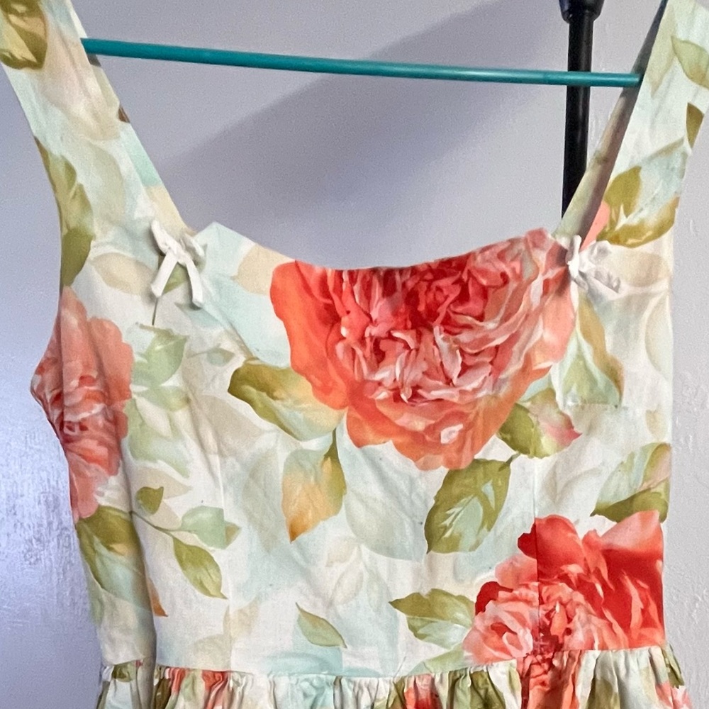 BD CABBAGE ROSE DRESS 1XL